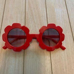 Red sunnies